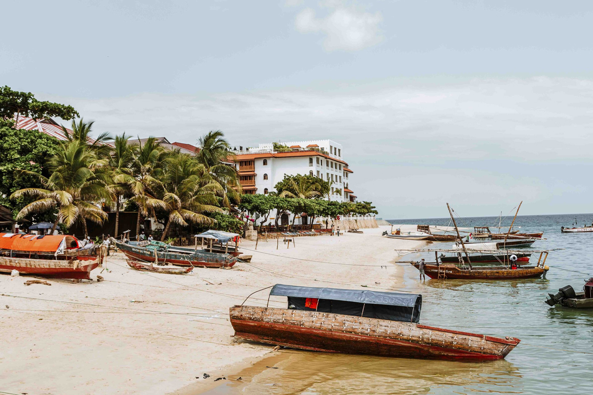 11 DAYS COMBINE SAFARI AND NUNGWI (TARANGIRE, NGORONGORO CRATER, SERENGETI NATIONAL PARK AND ZANZIBAR ISLAND)